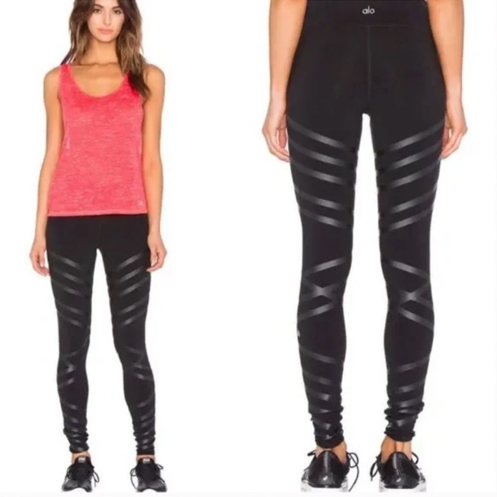 ALO YOGA Airbrush Lineal Diagonal Stripe Leggings in Black Small - Picture 3 of 15